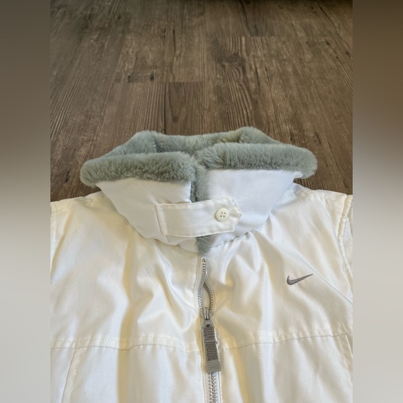 2 for. 30 sale! Nike faux fur sherpa collar vest - Picture 9 of 9